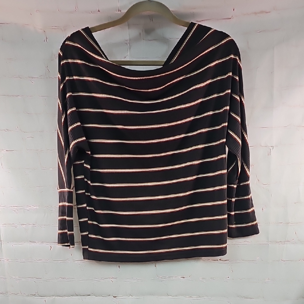 4/$20 Daytrip Brown and Tan Relaxed Knit Tee
